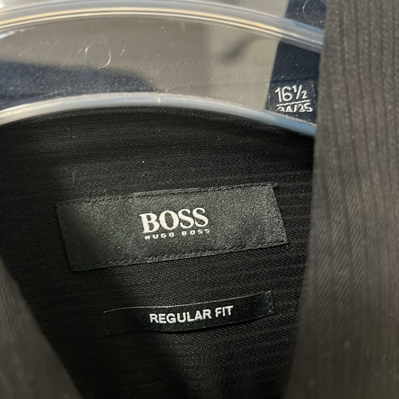 Hugo Boss button down - Picture 3 of 5